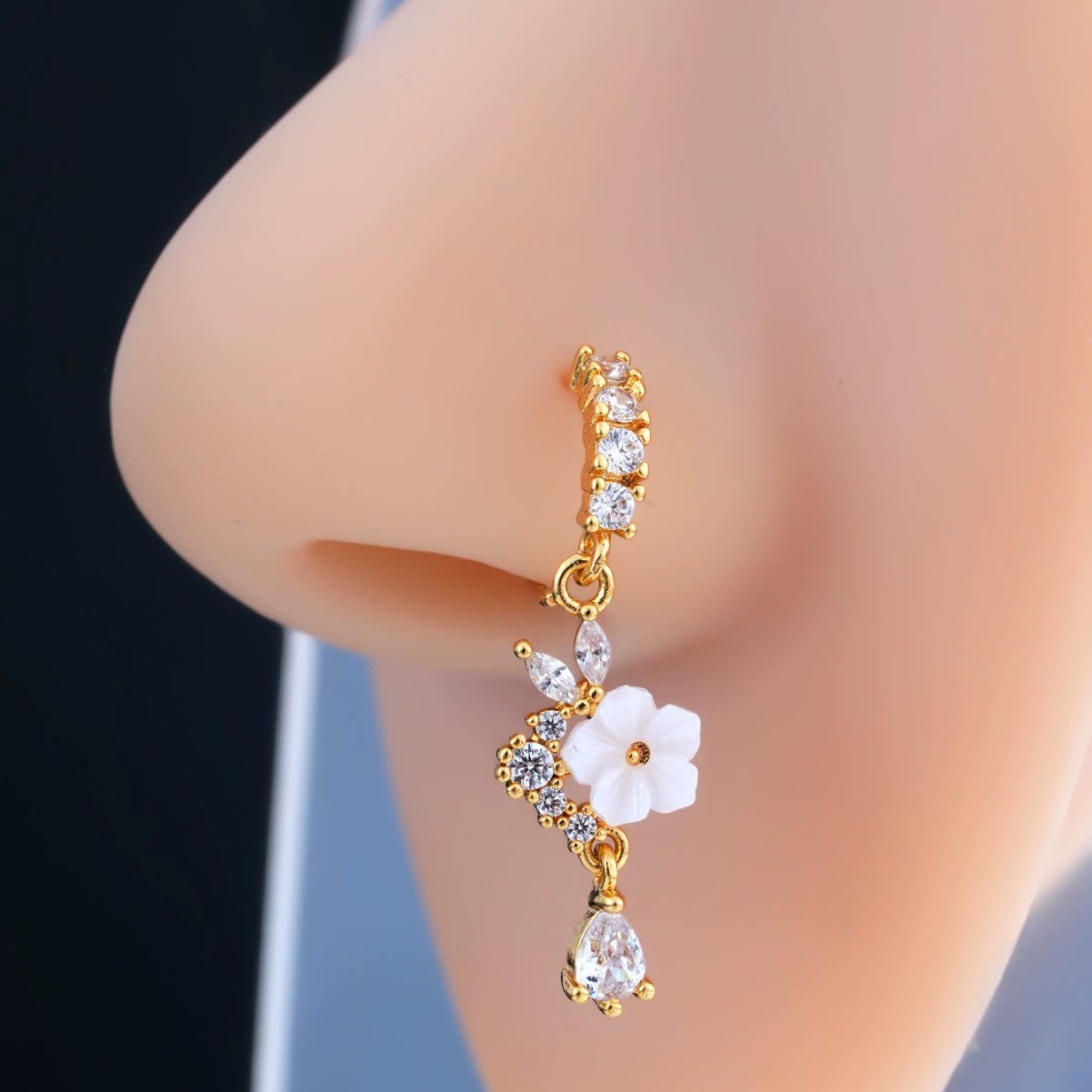 Gold Flower Nose Ring with Dan - огляд і ціна Body Jewelry Surgical Steel